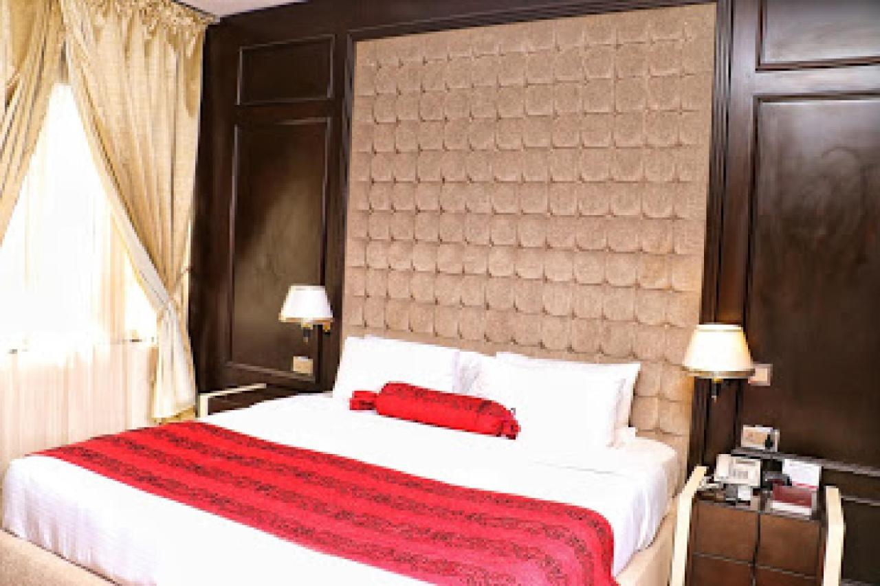 Room In Lodge - Best Western Plus-Ibadan Dış mekan fotoğraf